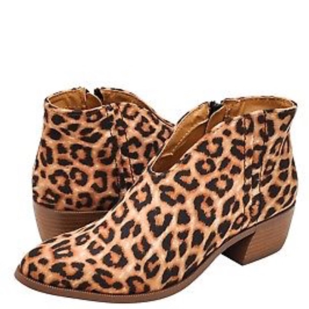 1 left! Qupid Cheetah U front cut heeled Bootie - Picture 3 of 7